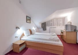 с mezzanine bedroom, mountain view, comfortable stay near Bansko.